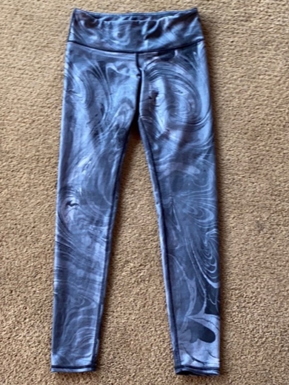 ALO Yoga Slate Gray XS Leggings with Subtle Marbling